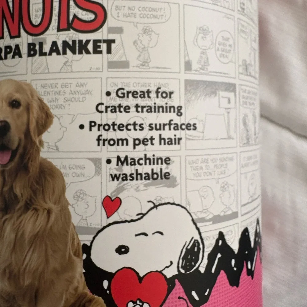 SNOOPY Peanuts Dog Sherpa Blanket Throw Hearts Love XOXO w/ Pet Paws New